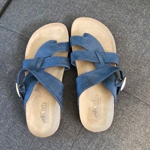 Cliffs sandals